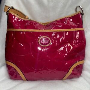 Coach Peyton Embossed Patent Leather Convertible Hobo bag ( F20022 )